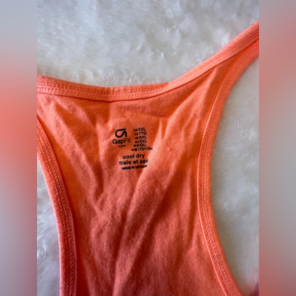 Gap Fit Women's Workout Tank and Leggings Set - Picture 13 of 14